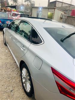 تويوتا أفالون